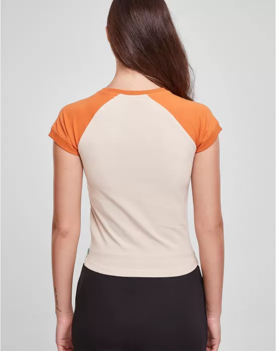 Дамска тениска в цвят екрю с цветни ръкави Urban Classics softseagrass/vintageorange, Тениски - Hoodstyle.bg