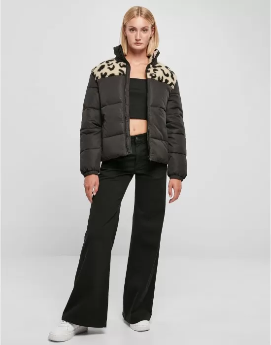 Дамско яке с широка кройка в черен цвят Urban Classics Ladies AOP Jacket, Якета - Hoodstyle.bg