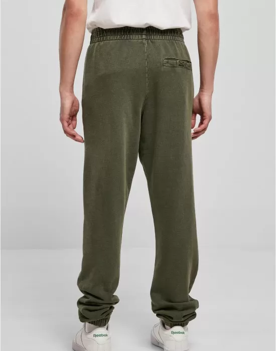Мъжко спортно долнище в цвят маслина Urban Classics Sweatpants, Долнища - Hoodstyle.bg