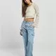 Дамска къса блуза с дълги ръкави в цвят екрю Urban Classics, Блузи - Hoodstyle.bg