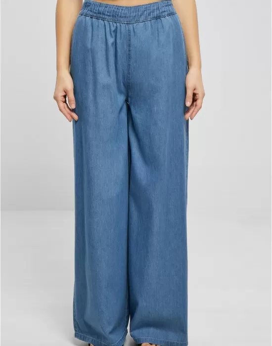 Дамски дълъг дънков панталон в син цвят Urban Classics Ladies Pants, Панталони - Hoodstyle.bg