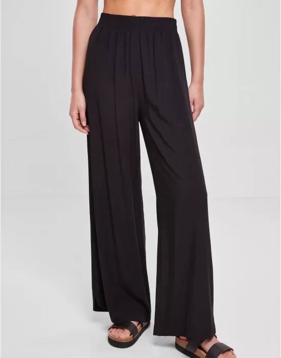 Дамски широк панталон в черен цвят Urban Classics Ladies Pants, Панталони - Hoodstyle.bg
