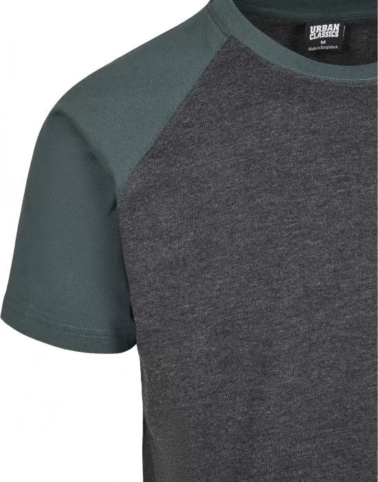 Мъжка тениска Urban Classics с ръкави тип реглан в графит и зелено charcoal/bottlegreen, Тениски - Hoodstyle.bg