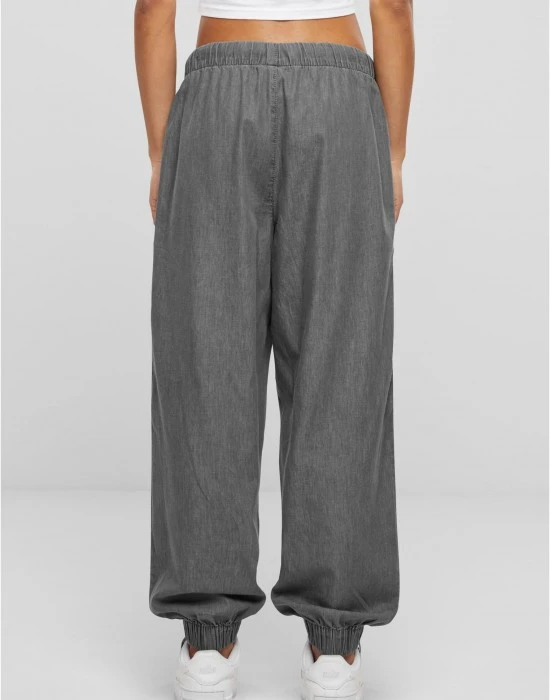 Дамски панталон в сиво Urban Classics Denim Jogpants, Панталони - Hoodstyle.bg