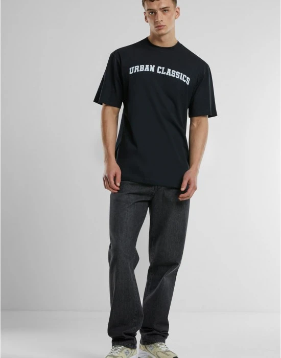 Мъжка тениска Urban Classics UC College Logo black, Овърсайз - Hoodstyle.bg