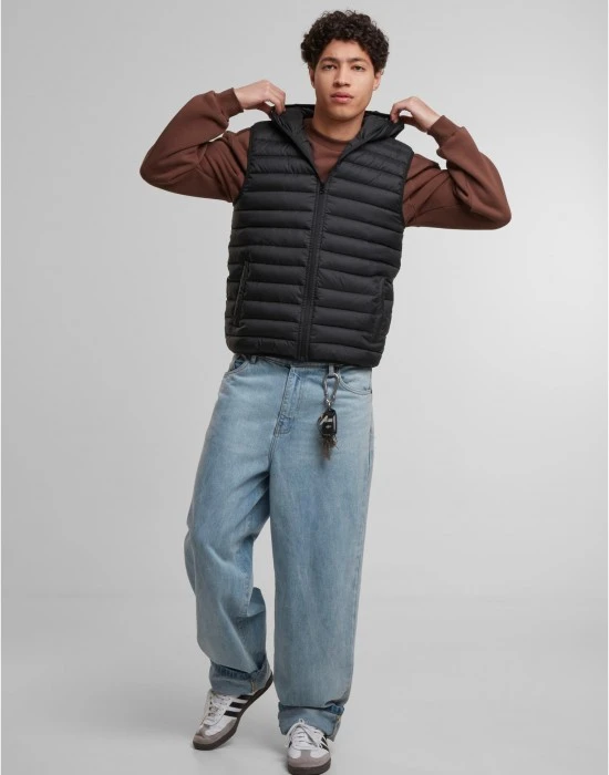 Грейка Basic Light Weigh Vest With Hood black XXL