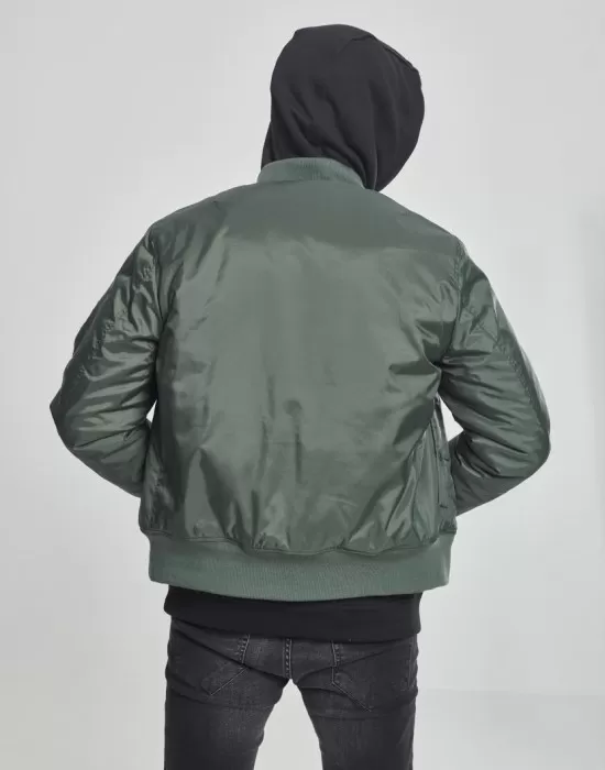 Мъжко яке тип бомбър Urban Classics olive в цвят маслина, Бомбъри - Hoodstyle.bg