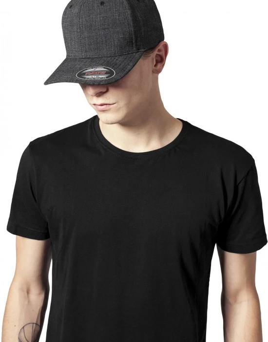 Шапка с коризка черна Fine Melange Flexfit black, Шапки с козирка - Hoodstyle.bg