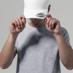 Шапка с козирка в бяло Curved Classic Snapback
