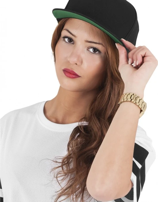Шапка с козирка в черно Classic 5 Panel Snapback, Шапки с козирка - Hoodstyle.bg