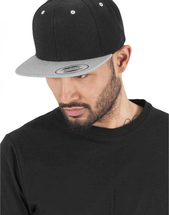 Шапка с козирка в черно Mister Tee Classic Snapback 2-Tone, Шапки с козирка - Hoodstyle.bg