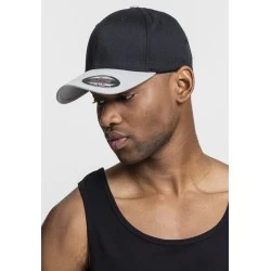 Шапка с козирка в черно и сиво Flexfit Wooly Combed 