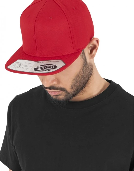 Шапка с козирка в червено 110 Fitted Snapback, Шапки с козирка - Hoodstyle.bg