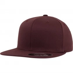 Шапка с козирка в цвят кестен Flexfit Flat Visor 