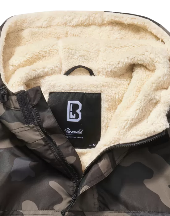Мъжка дебела ветровка в тъмен камуфлажен цвят Brandit Darkcamo, Зимни якета - Hoodstyle.bg