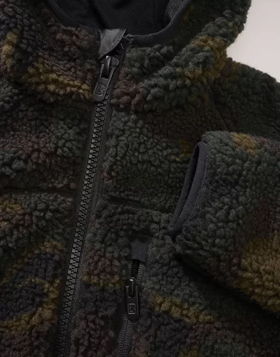 Детско пухкаво камуфлажно яке Brandit Teddyfleece jacket woodland, Деца - Hoodstyle.bg